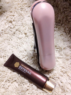 紗栄子ちゃんや有名美女たちも愛用中 美顔器 エステナードソニック Momo で美白 美肌をゲット Peachy ライブドアニュース